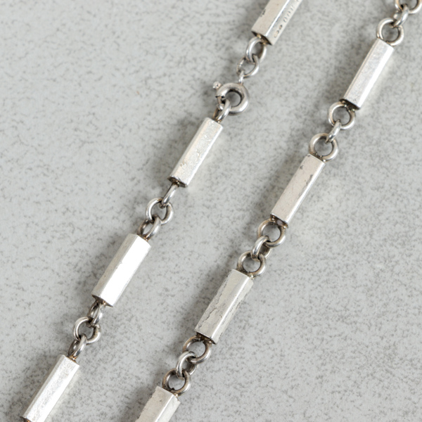 Halsband, Silver