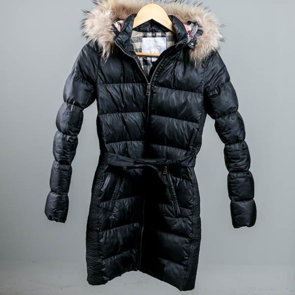 Burberry Children, dunjacka med pälskrage, strl 164 cl