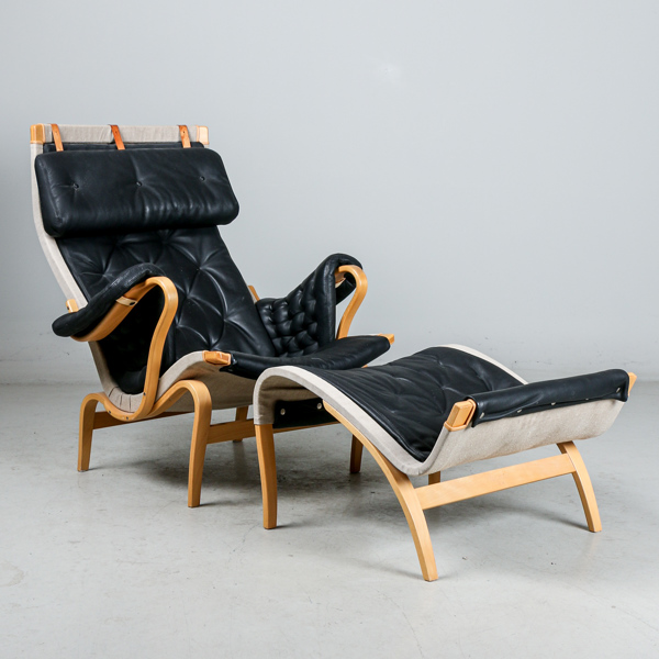 Bruno Mathsson, fåtölj med fotpall, "Pernilla", Dux