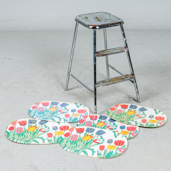 Kökspall, AWAB, renoveringsobjekt samt tabletter Josef Frank