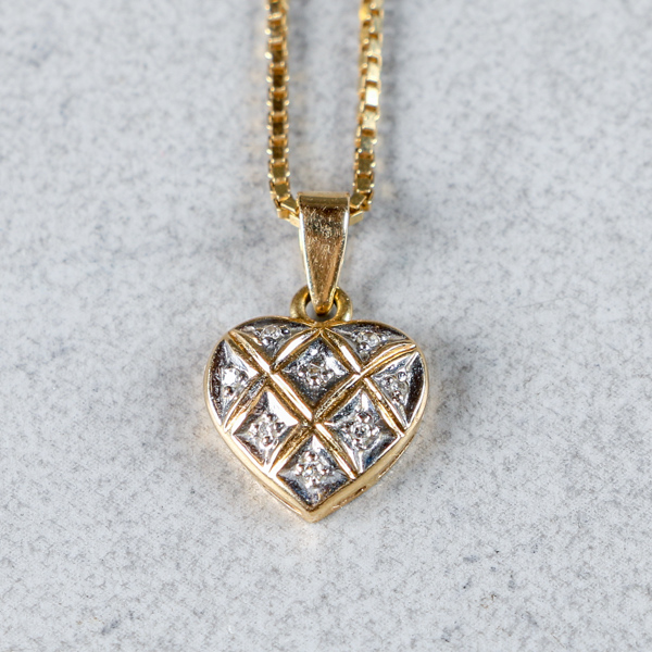 Halsband med hänge, Guld 18k, 3.9g, diamanter