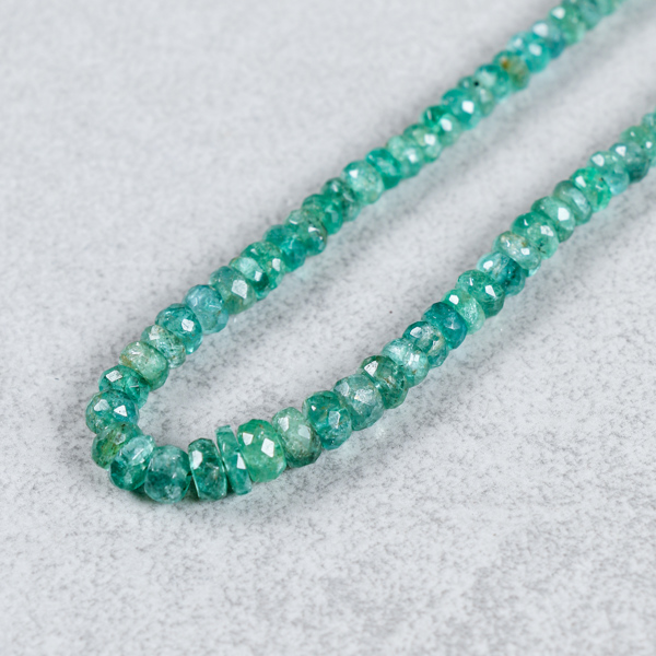 Collier, Smaragder, doserat