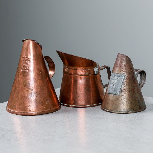 Målkärl, 3 st, krönta, år 1859, 1882, 1888