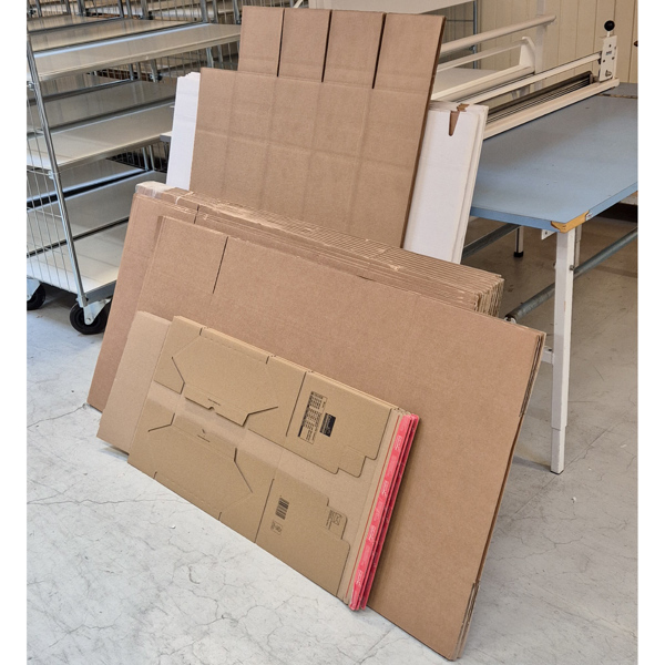 Parti wellpapplådor, varierande storlek