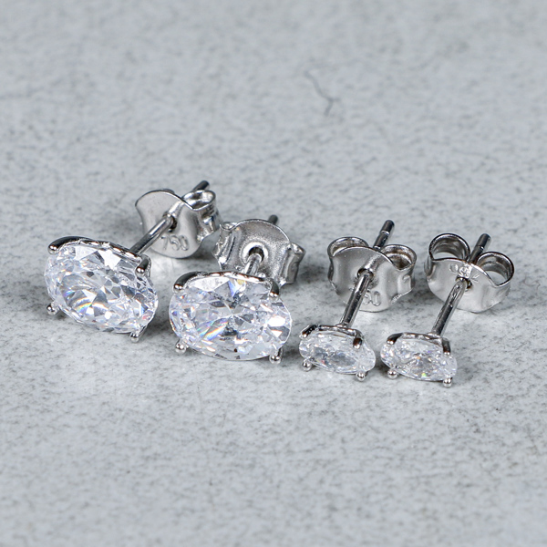 Örhängen, 2 par, Guld 18k, 2.5g, zirkoner