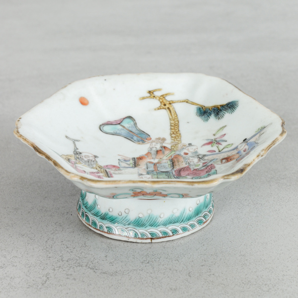 Fat på fot, porslin, Kina, 1800-tal