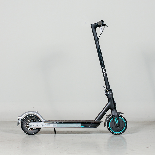 Elsparkcykel, Xiaomi Pro2, Mercedes AMG Petronas F1 Team edition