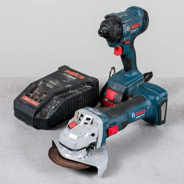 Mutterdragare & Vinkelslip Bosch, laddare samt batteri