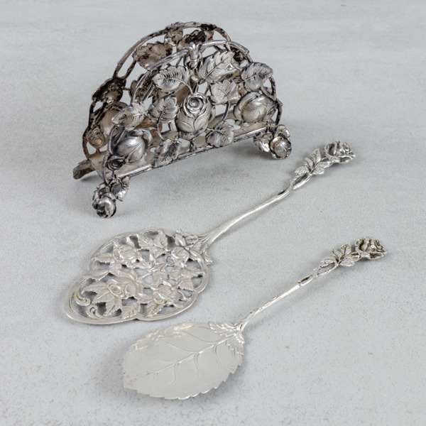 Servetthållare och uppläggningsbestick, Silver, 119g