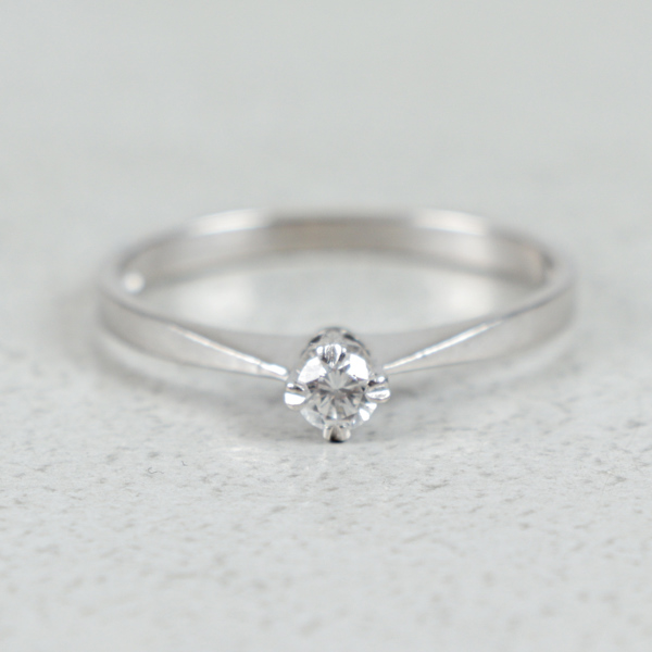 Diamantring, Guld 18k, 2.0g, 1 diamant, 0.14ct