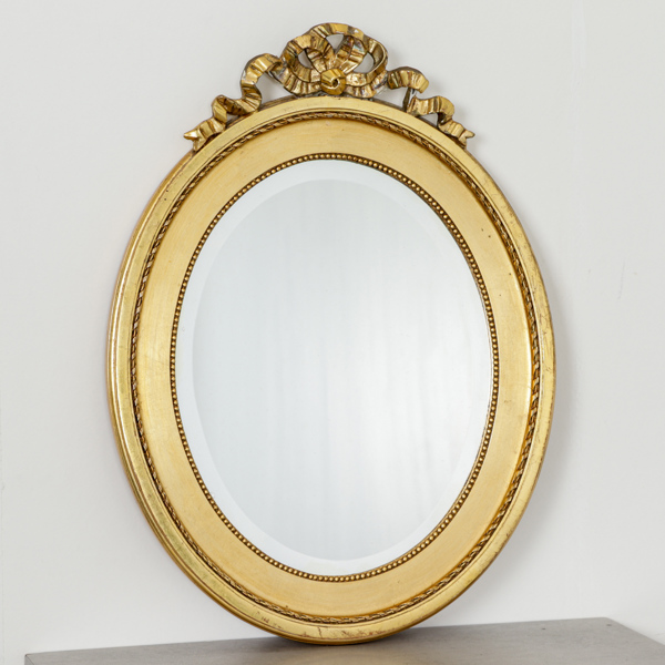 Oval spegel, Gustaviansk stil, slipat glas