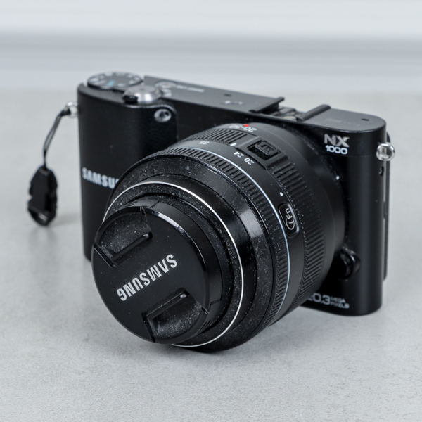 Digital systemkamera, Samsung NX 1000 
