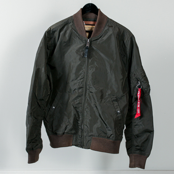 Bomberjacka, Alpha Industies Inc, herr strl XL