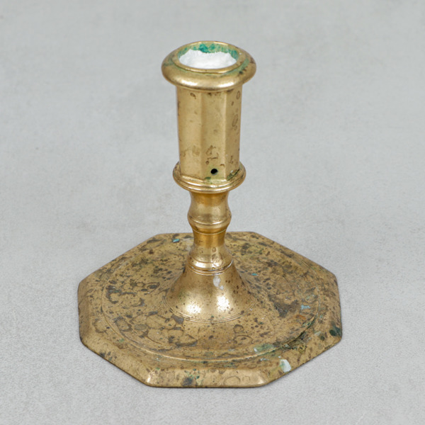 Ljusstake, barock, mässing, 1700-tal