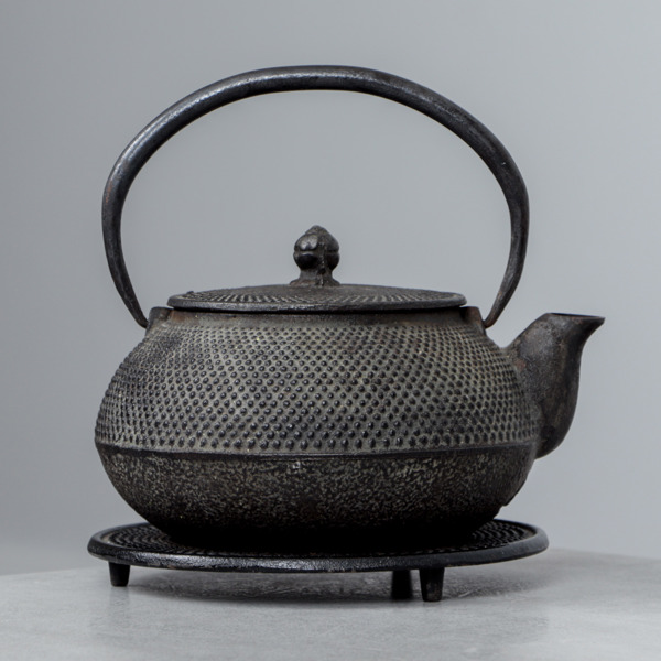 Tekanna, gjutjärn, Japan, 1900-tal