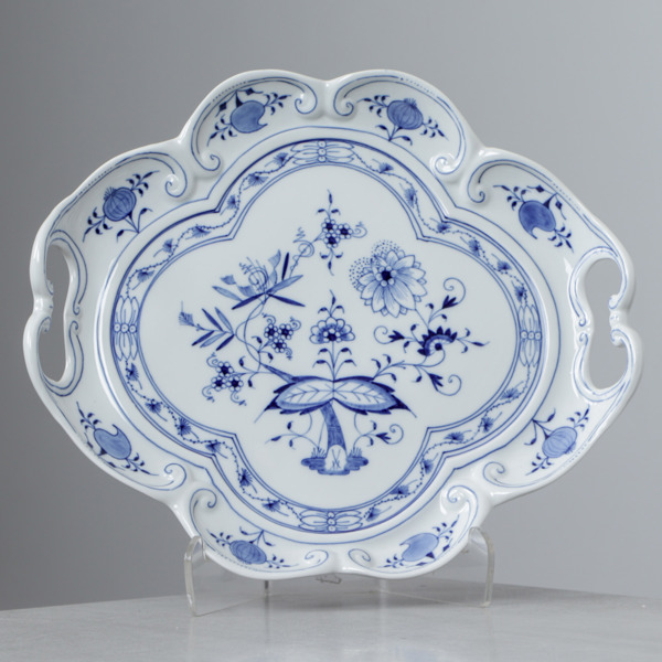Bricka, "Lökmönster", porslin, Meissen, 1900-tal