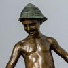 Skulptur, brons, Fiskarpojke, signerad