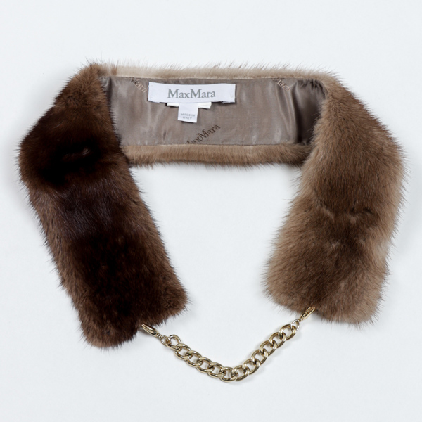 Krage / pälsstola, Max Mara, räv samt metall, Italien