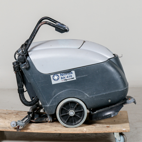 Kombiskurmaskin, Nilfisk BA 410