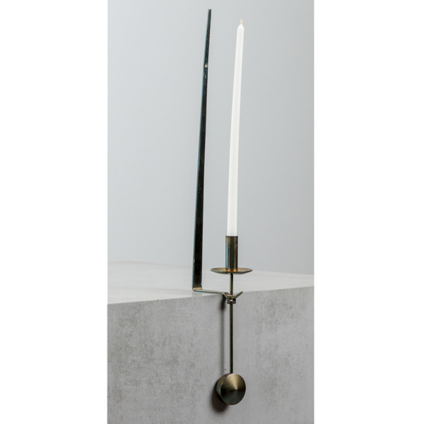 Pierre Forsell, väggljusstake "Pendel", mässing, Skultuna