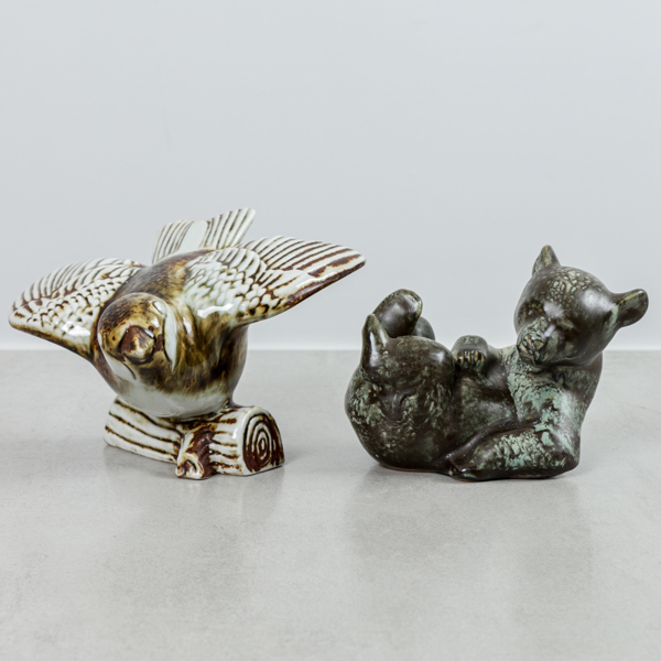 Figuriner, 2 st, varav 1 st Sven Wejsfelt, "Flock 2", Gustavsberg