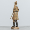 Snidad träfigur, Gustav V, delvis bemålad