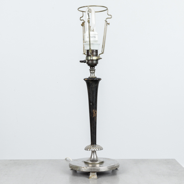Bordslampa, Swedish Grace, möjligen Erik Tidstrand, märkt "6116", 1920/30-tal