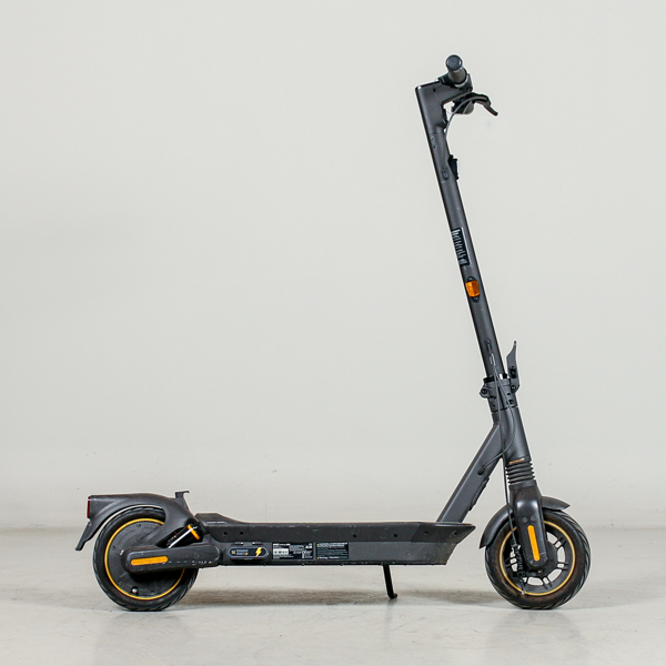 Elsparkcykel, Ninebot Max G2 by Segway
