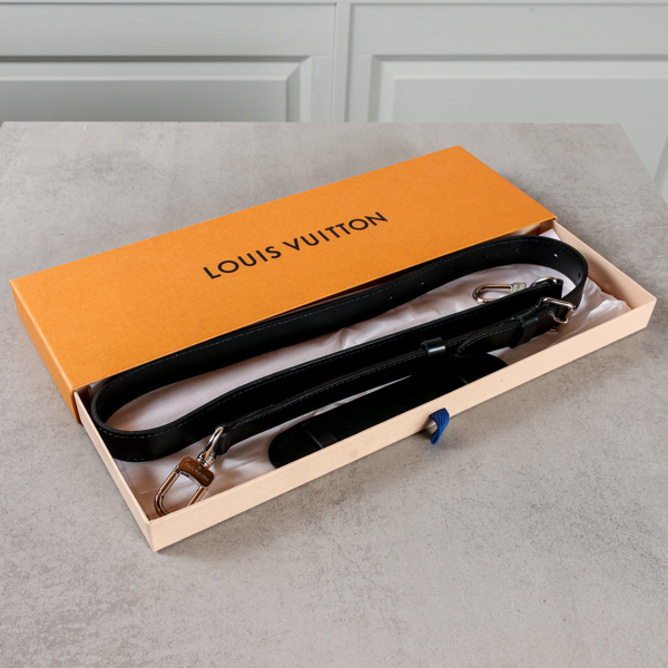 Axelrem för väska, Louis Vuitton, svart läder