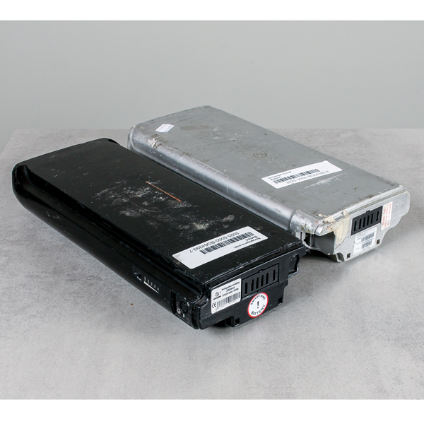 Elcykelbatterier, 2 st, 36 volt, 14,5 Ah resp 8,8 Ah