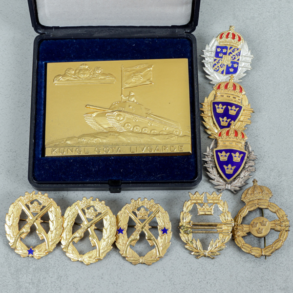 Märken och medaljer, 9st, silver, 165g