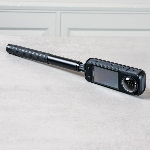 Actionkamera, Insta360 X4