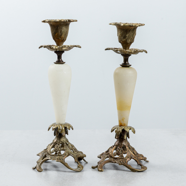 Ljusstakar, ett par, Oscarianska, omkring år 1900