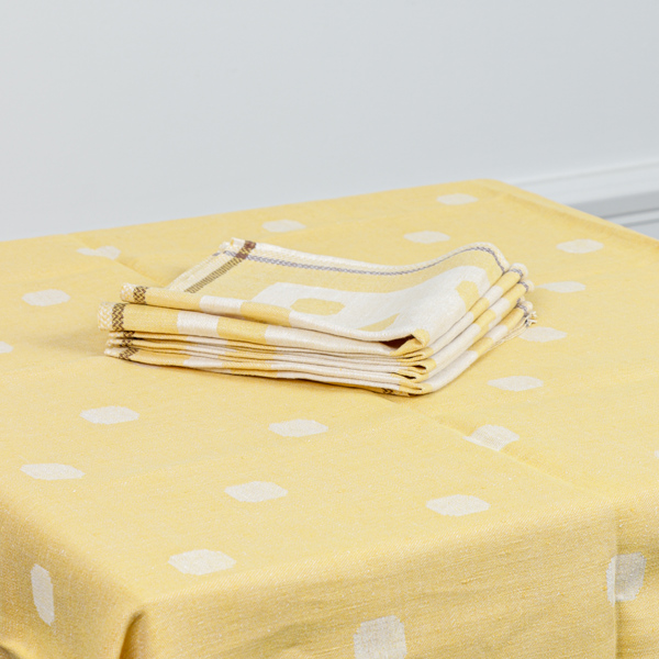 Elsa Gullberg, "Pricken", duk och 6 servetter, linne