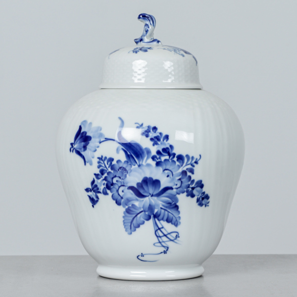 Urna med lock, "Blå Blomst", Royal Copenhagen, porslin, 10/1791