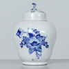 Urna med lock, "Blå Blomst", Royal Copenhagen, porslin, 10/1791