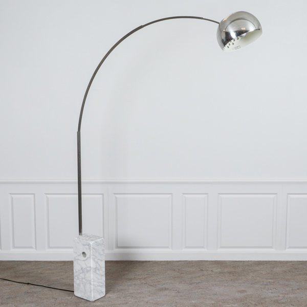 Golvlampa "Arco", Achille Castiglioni och Pier Giacomo Castiglioni, Flos, Italien