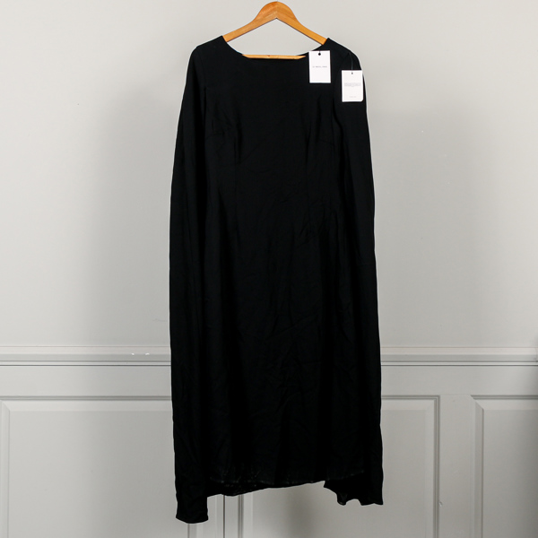 Malina, klänning "Norah cape detail midi dress", strl M
