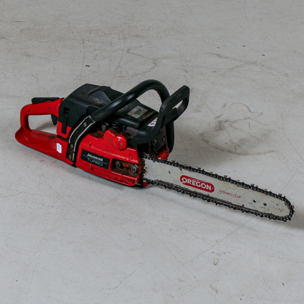 Motorsåg, Jonsered CS 2152