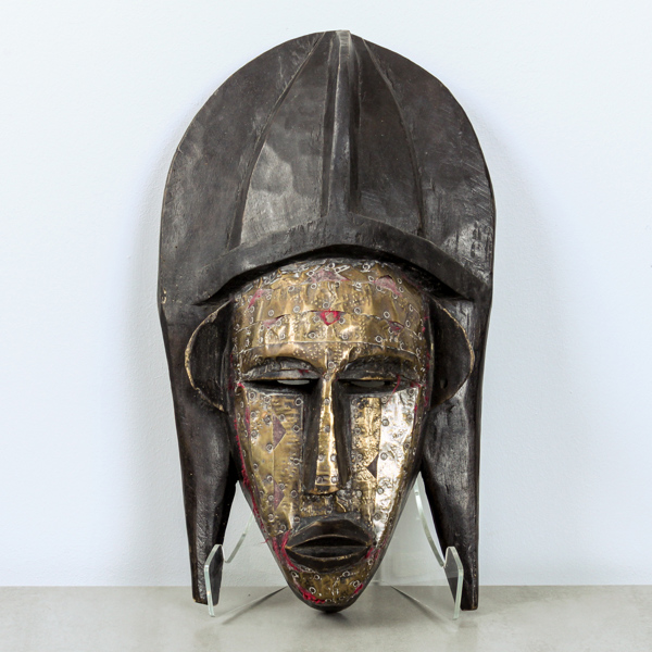 Afrikansk mask, skuret trä, mässing, Mali