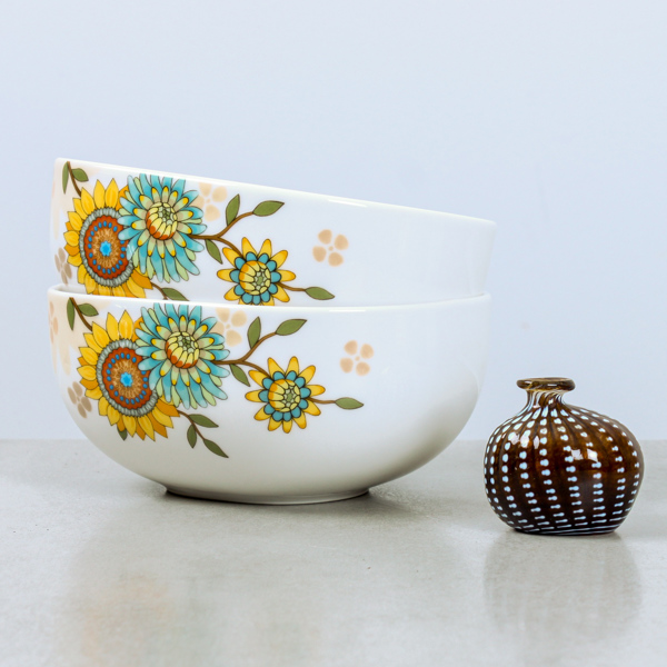 Minityrvas, Bertil Vallien, Kosta Boda, samt 2 st skålar Villeroy & Boch