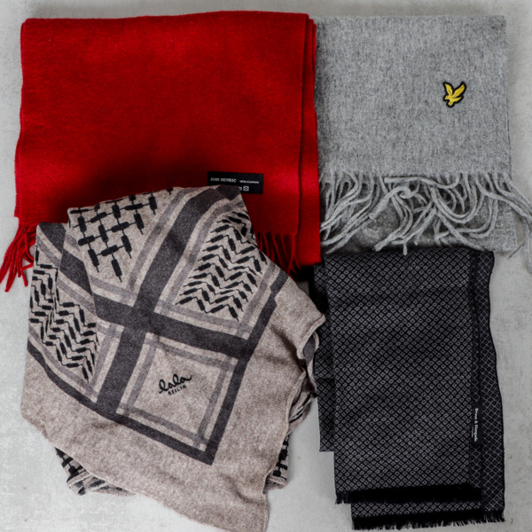 Scarf och halsdukar, 4 st