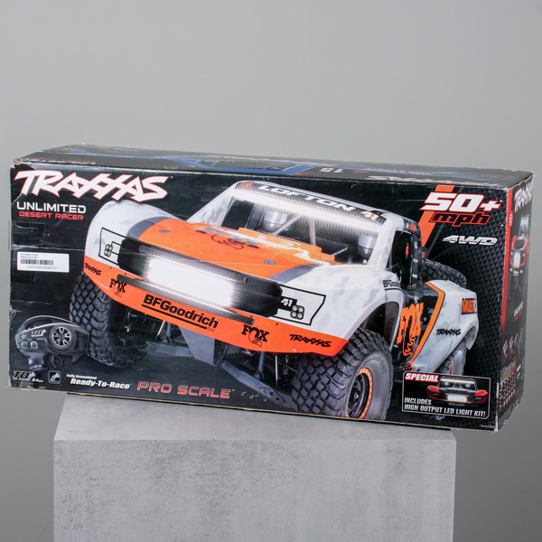 Radiostyrd bil, Traxxas TSM 85086-4, Dessert Racer