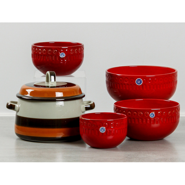 Skålar 4 st, Mari Simmulson, Upsala Ekeby samt karott, "Annika", Rörstrand