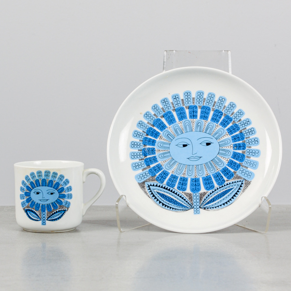 Kopp med fat, Ester Tomula, "Daisy", Arabia, 1967