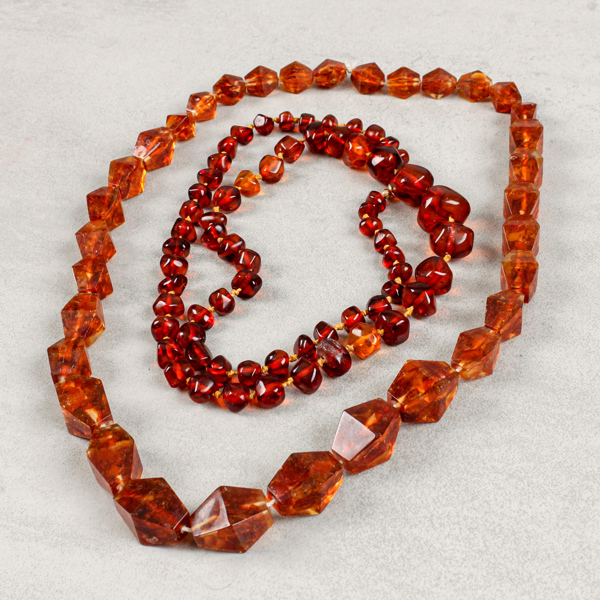 Halsband, 2st, bärnsten