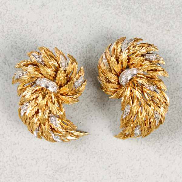 Örhängen, 1 par, guld 18k och diamanter