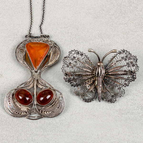 Halsband och Brosch, 2 delar, silver