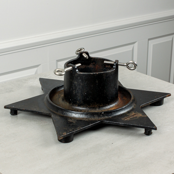 Julgransfot, Skeppshult, gjutjärn