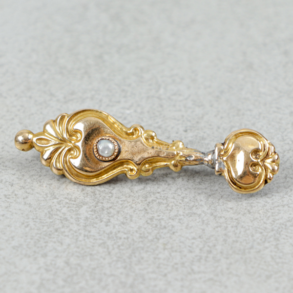 Brosch, 1800-tal, Guld 18k med pärla, 2.3g